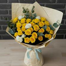 Букет цветов из:  Розы в Трехгорном