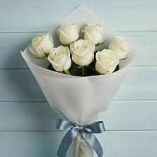 Букет 7 Белых роз Эдлесс Лав в Трехгорном