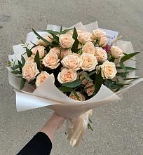 Букет Кремовые розы Латте в Трехгорном