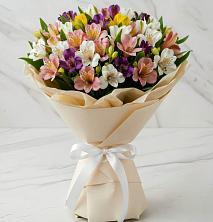 Букет цветов из:  Альстромерии в Трехгорном