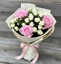 Букет цветов из:  Розы #REPLACE_PRED# Трехгорном