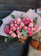 Букет цветов из:  Розы в Трехгорном