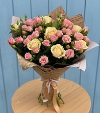 Букет цветов из:  Розы в Трехгорном