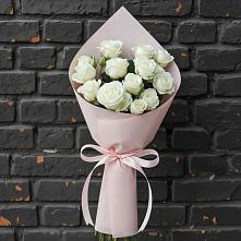 Букет цветов из:  Розы #REPLACE_PRED# Трехгорном