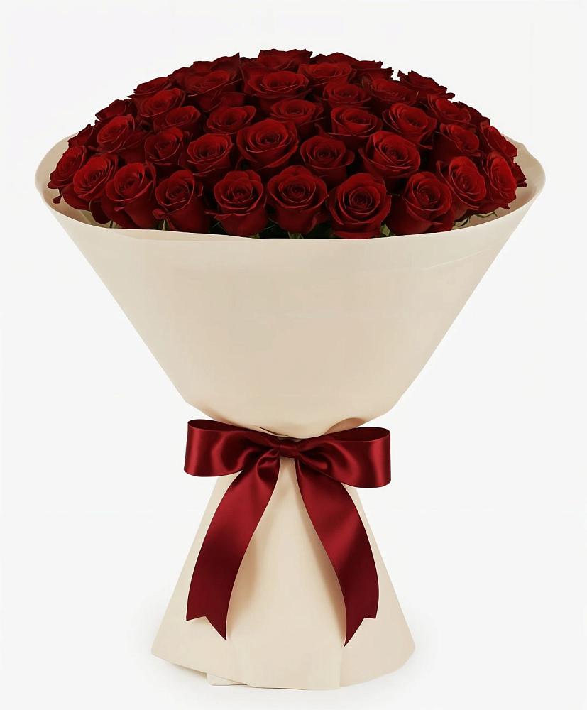 Букет 101 Бордовая роза Блэк Бакарра в Трехгорном